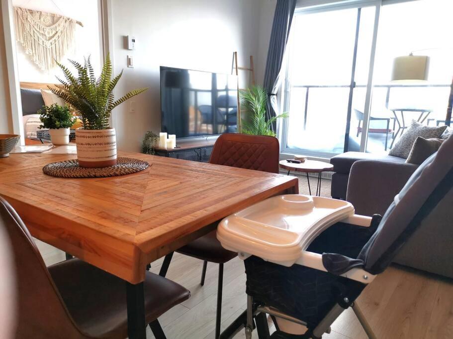 Penthouse With Free Indoor Parking Downtown Apartment ควิเบกซิตี้ ภายนอก รูปภาพ